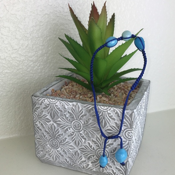 Handmade Chinese Knotting Bracelet W/ Glass Beads - Picture 5 of 8